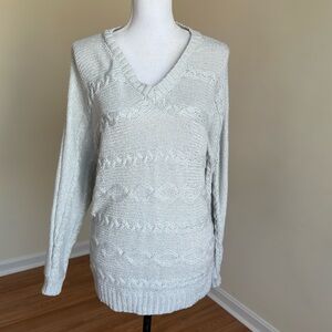 New York & Company Soho V-Neck Knit Sweater Silver Gray Striped Size M NWOT